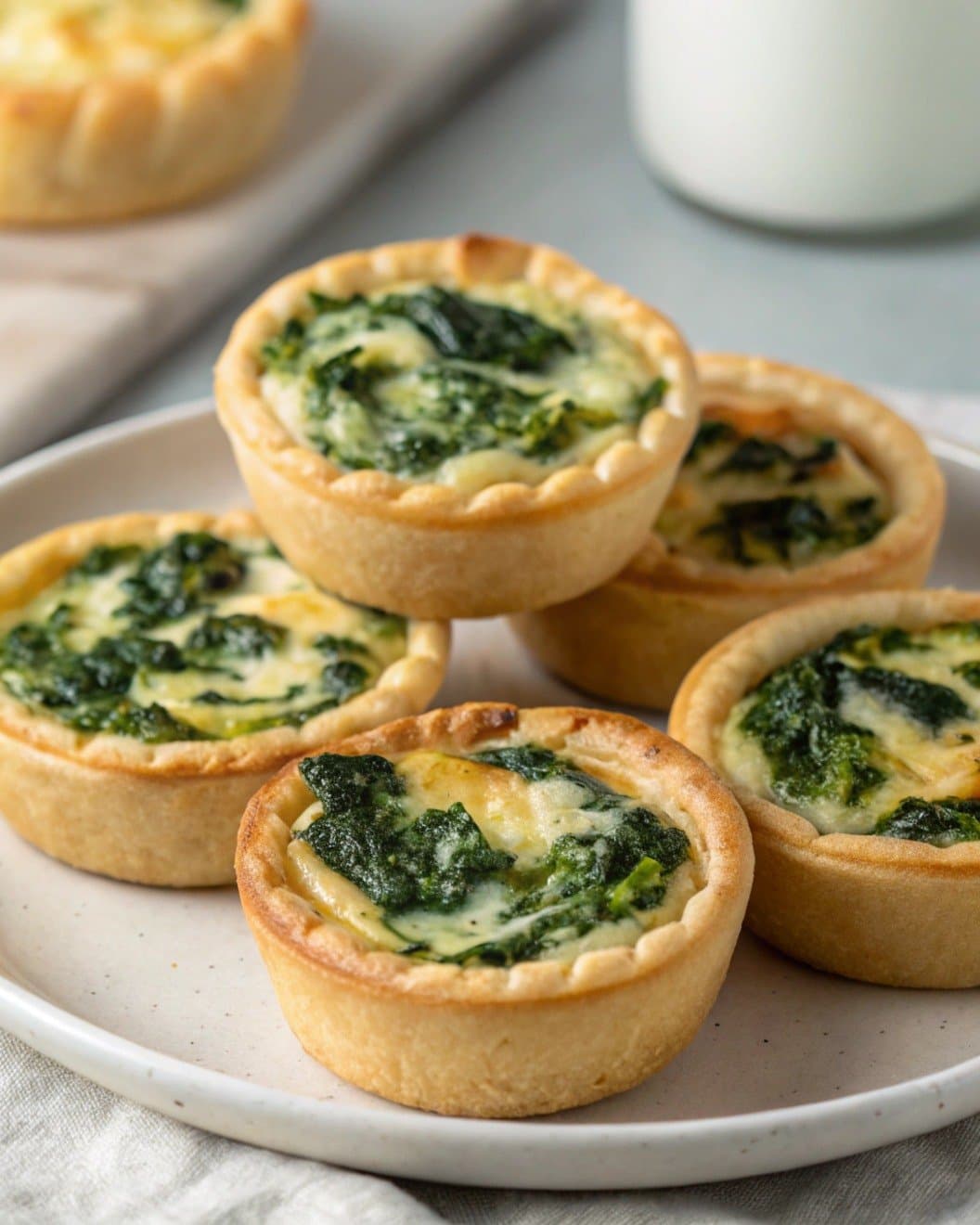 Recette de Mini Spinach & Feta Quiches