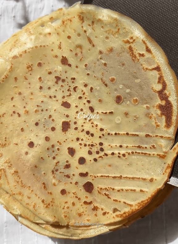 Recette de Recette de Crêpes Moelleuses & Légères à l'Eau – Pâte Inratable